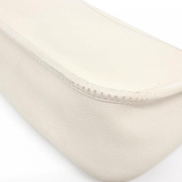 LOUIS VUITTON Cream Leather Shoulder Bag - Picture 4 of 10